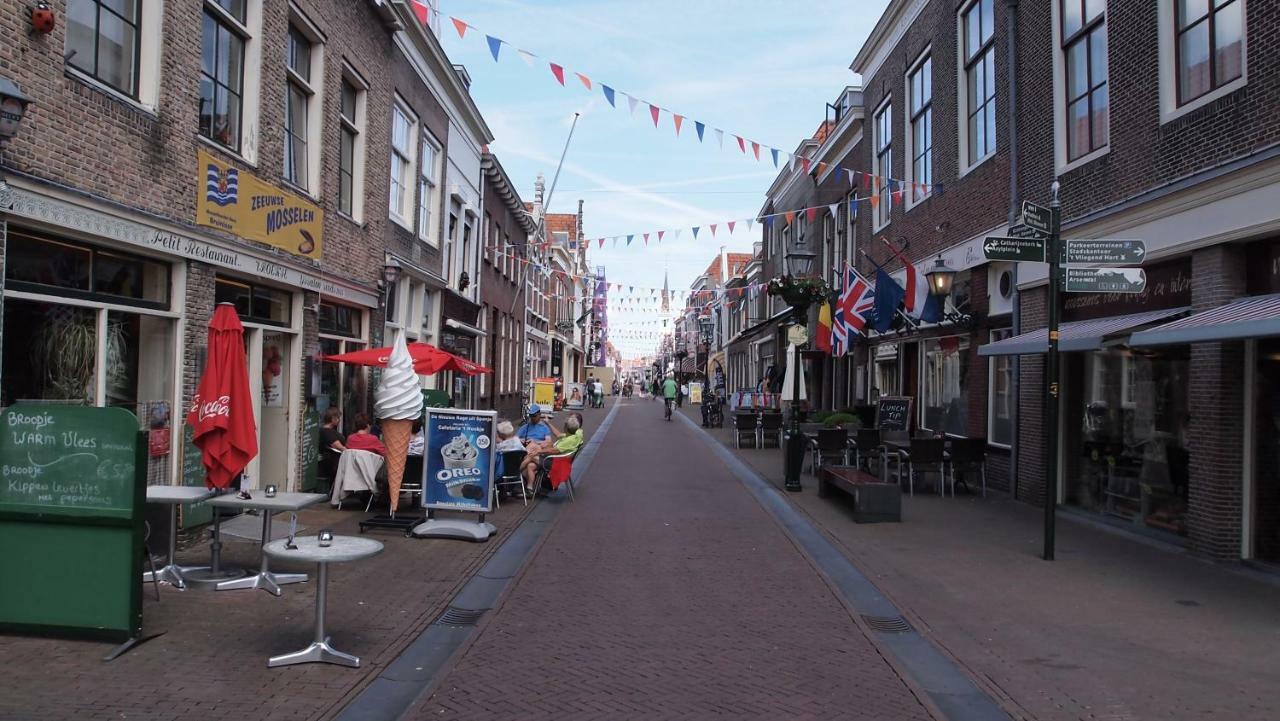 B&B De Zeeuwse Ruyter Brielle Exterior foto